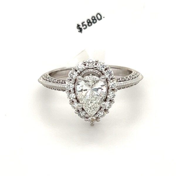 Oear Shaped Halo Ring