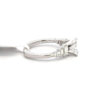 14 kt white gold Radiant Cut Diamond Engagement Ring with 2.21 cts tw w/ Baguette Diamond Side Diamonds - Image 4