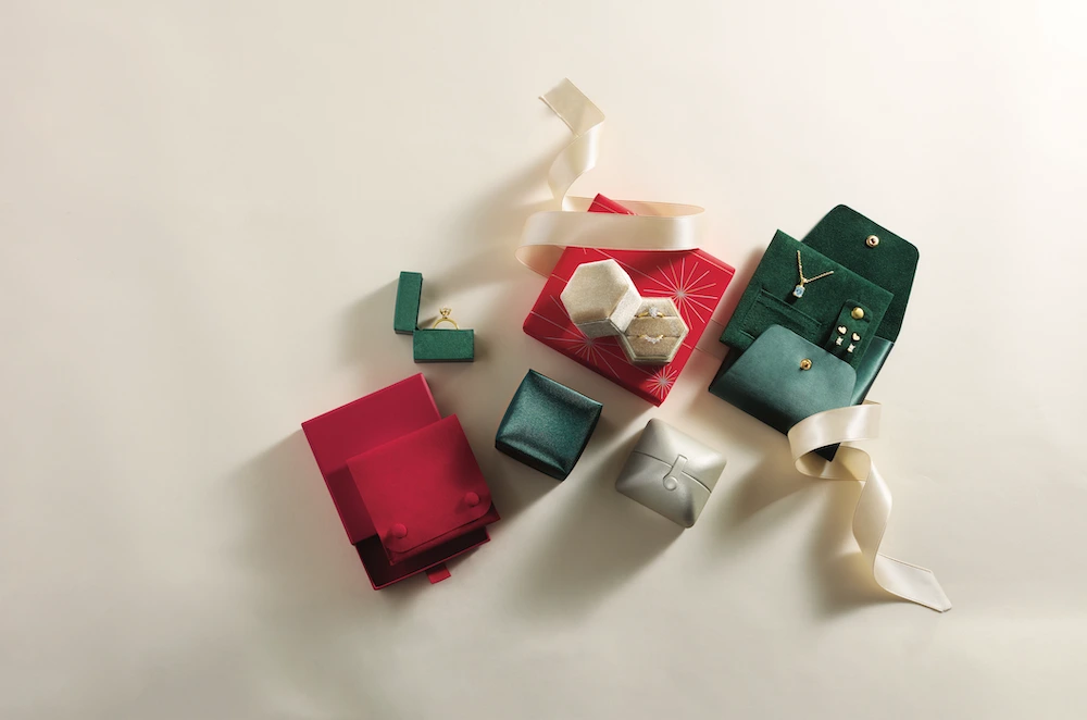 various jewelry boxes