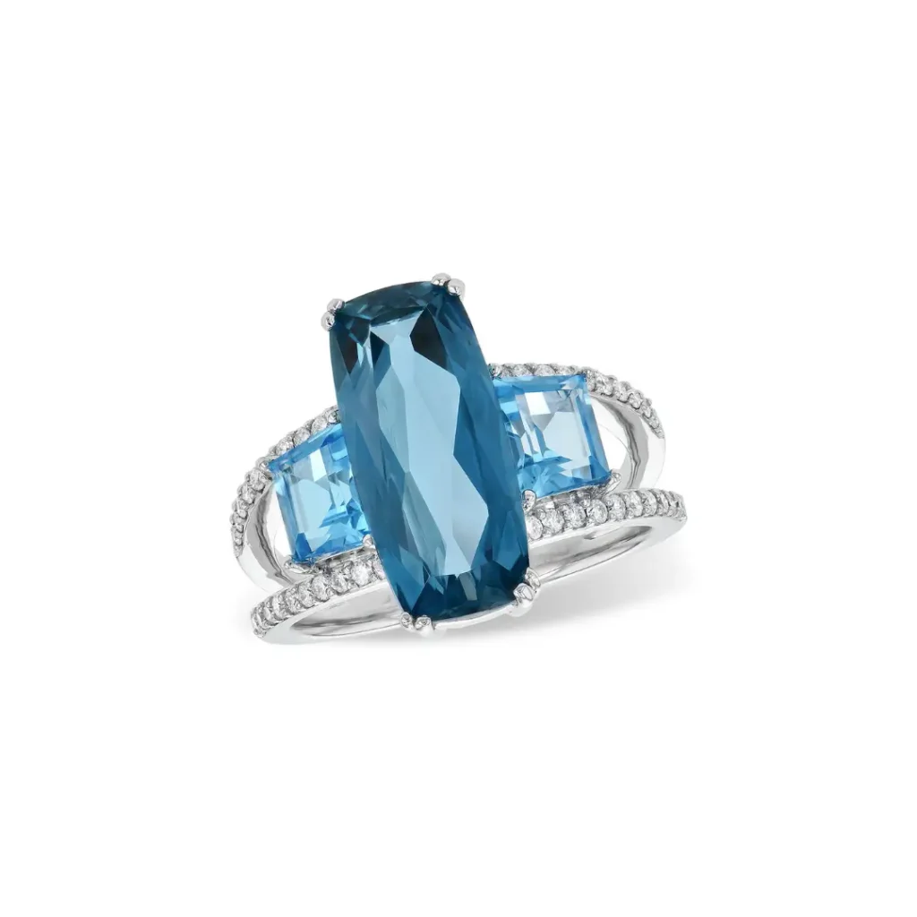 14KT gold ladies' diamond ring