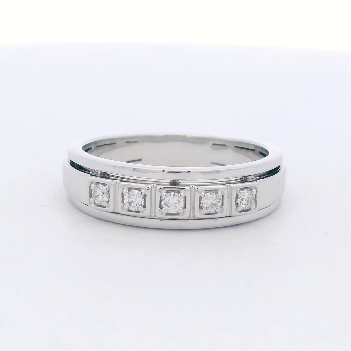 Men's 14kt WG Diamond Wedding Band
