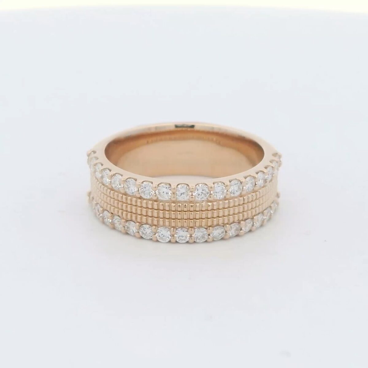 Ladies 14k YG Diamond Wedding Ring (.70 cttw.)