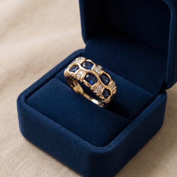 Ladies 18k Yellow Gold Sapphire & Diamond Ring (1.62 cttw.)