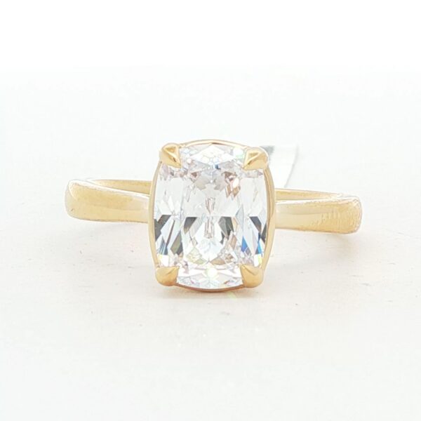14K Yellow Gold Solitaire Mounting for 9x7mm Cushion Diamond